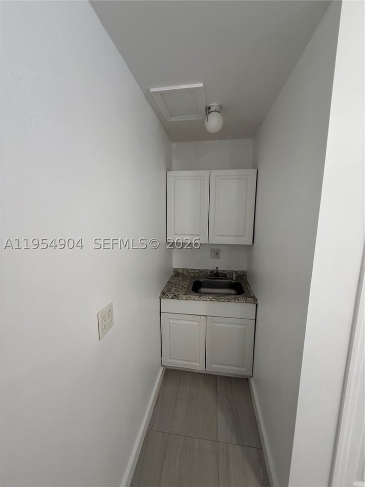 4910 Sw 98th Avenue Rd #A - Photo 7 of 8