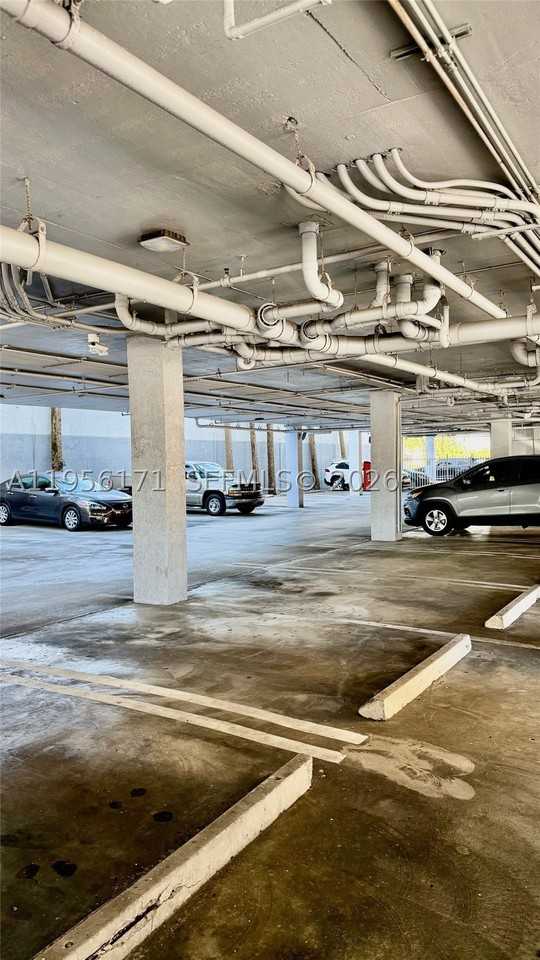 4854 Nw 7th St #508 - Photo 5 of 25