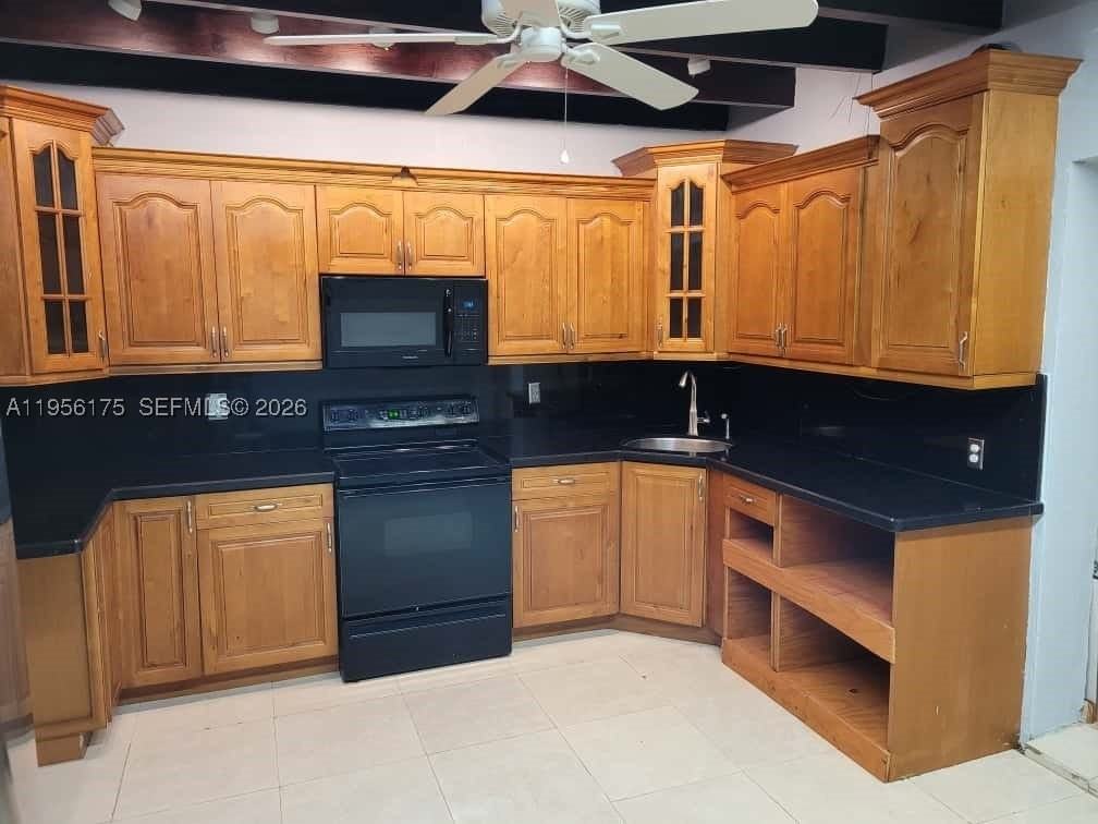 2828 Sw 3rd St - Photo 5 of 8