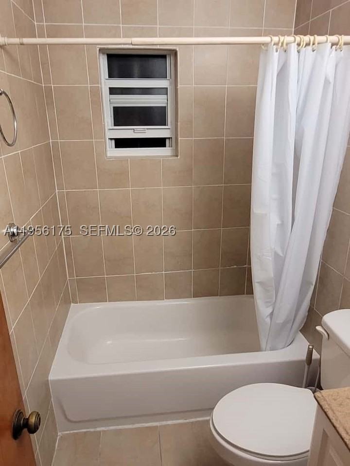 2828 Sw 3rd St - Photo 7 of 8