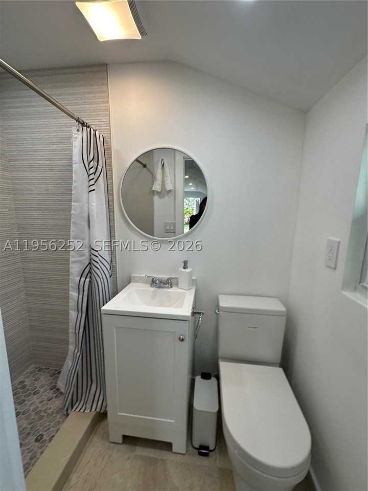 18481 Sw 208th St #0 - Photo 6 of 17
