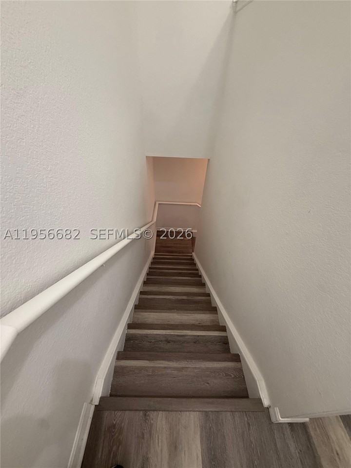 4003 Santa Maria Dr #101 - Photo 6 of 18