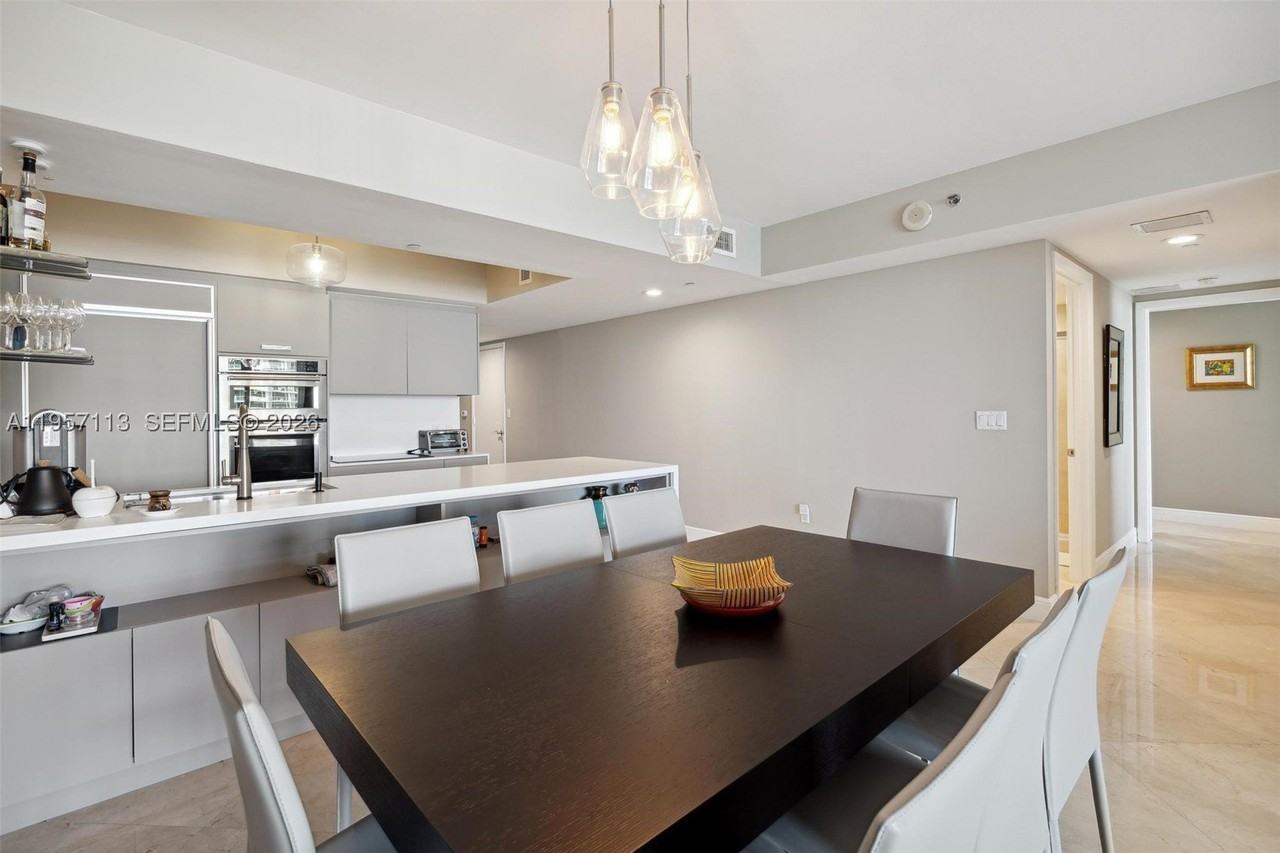 1830 S Ocean Dr #4211 - Photo 6 of 26