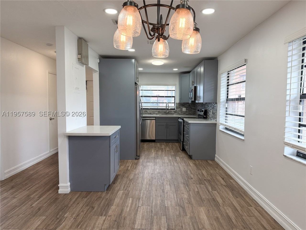 9151 Orchid Tree Ln #131 - Photo 3 of 24