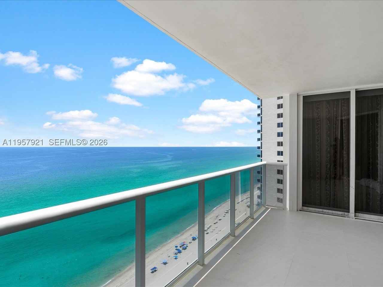 19111 Collins Ave #2503