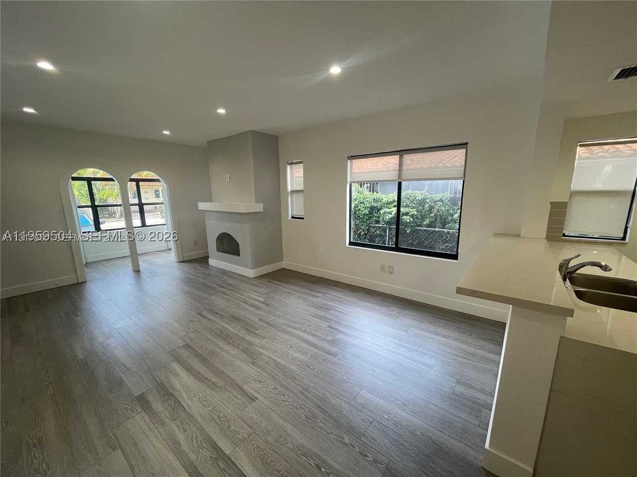1637 Sw 10th St #2 - Photo 2 of 9