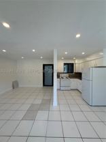 17150 Ne 23rd Ave #10 - Photo 1 of 1