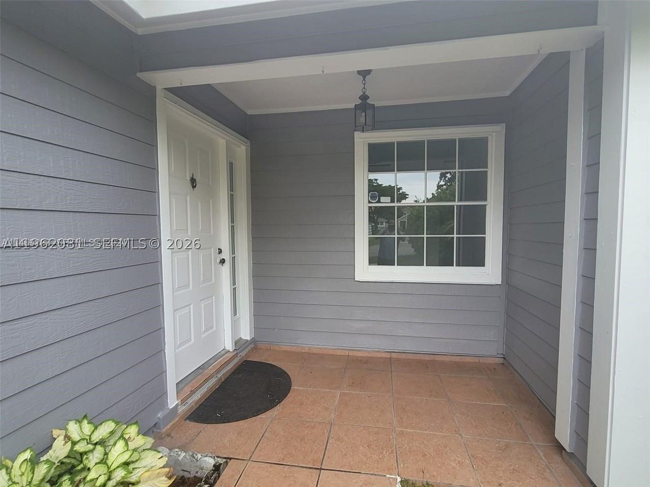 10304 Sw 139th Pl - Photo 4 of 28
