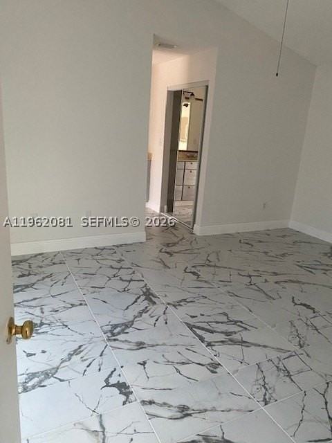 10304 Sw 139th Pl - Photo 7 of 28