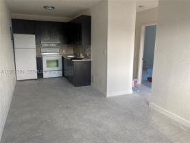 10030 W Indigo St #9 - Photo 1 of 1
