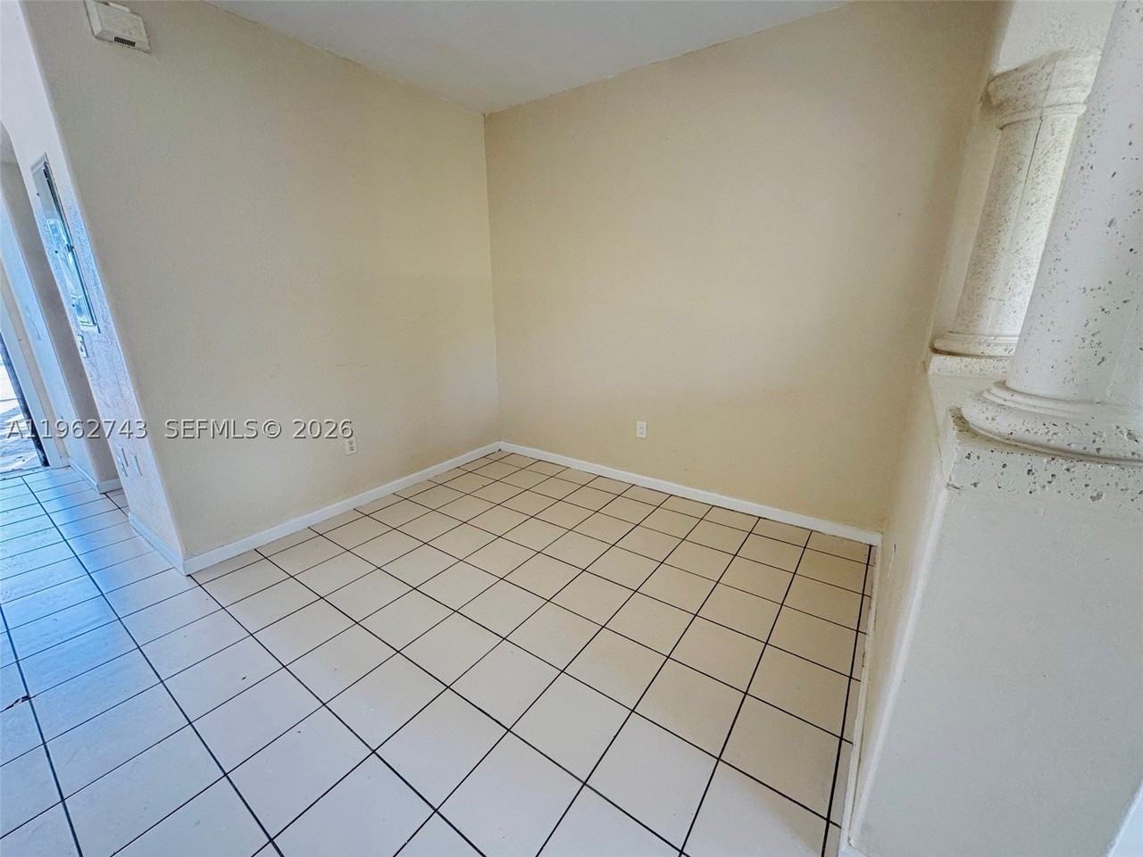 1601 Se 24th Ct #221 - Photo 6 of 13