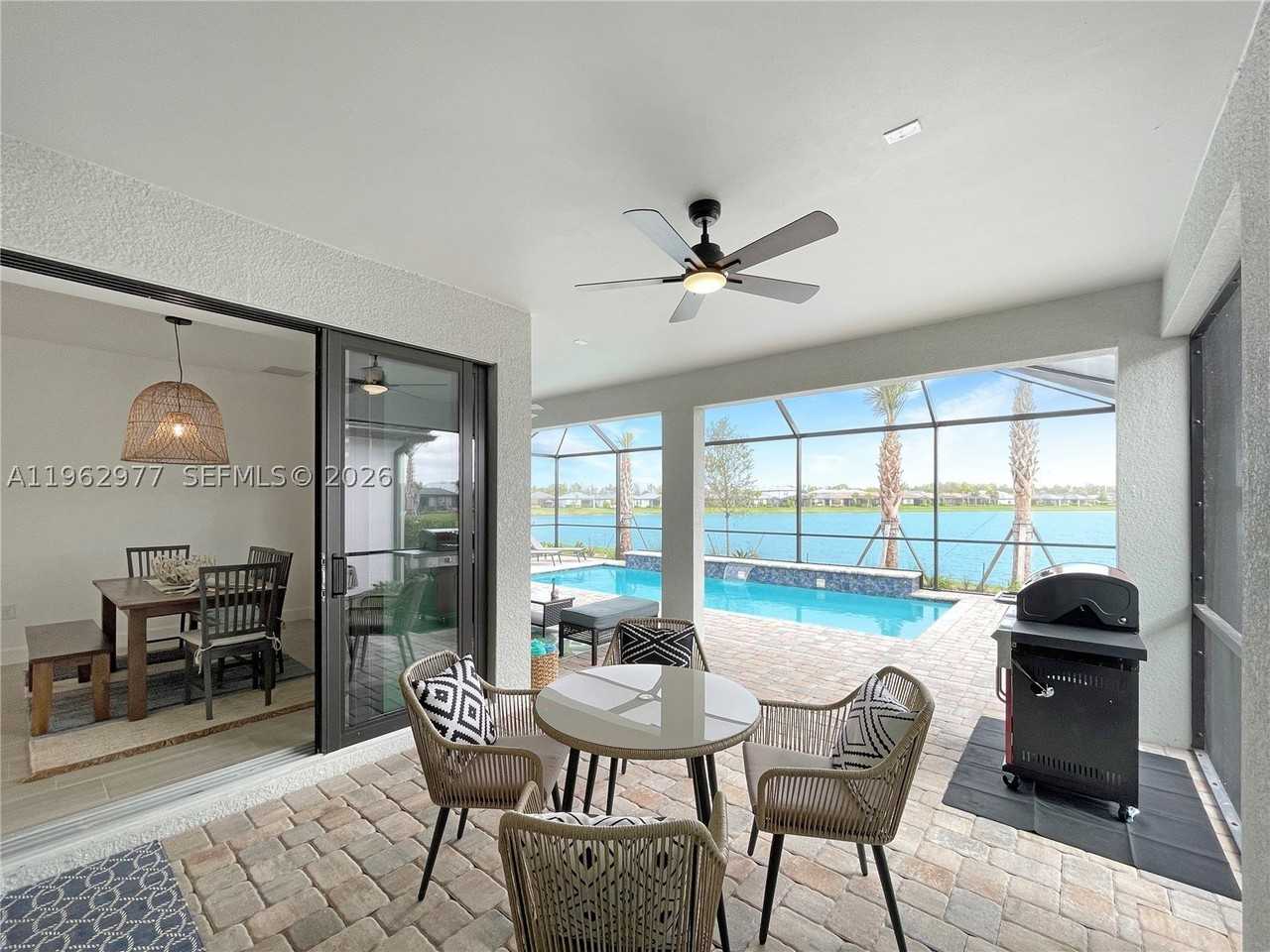 2057 Yellowfin Cir - Photo 3 of 22
