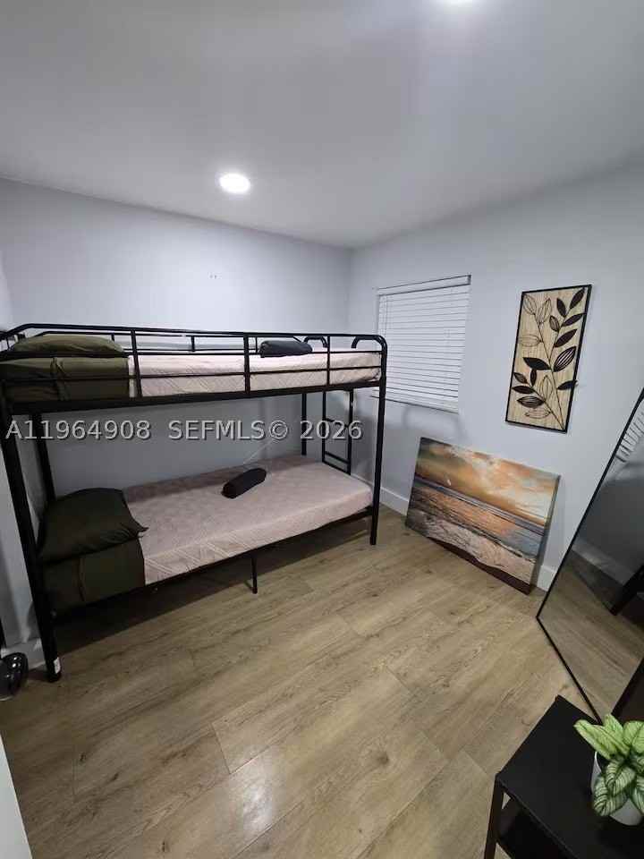 845 Nw 3rd St #C - Photo 3 of 13