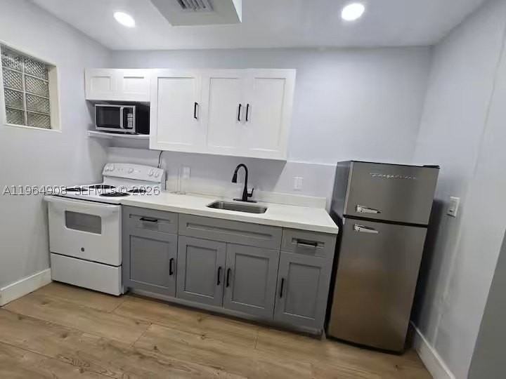 845 Nw 3rd St #C - Photo 7 of 13