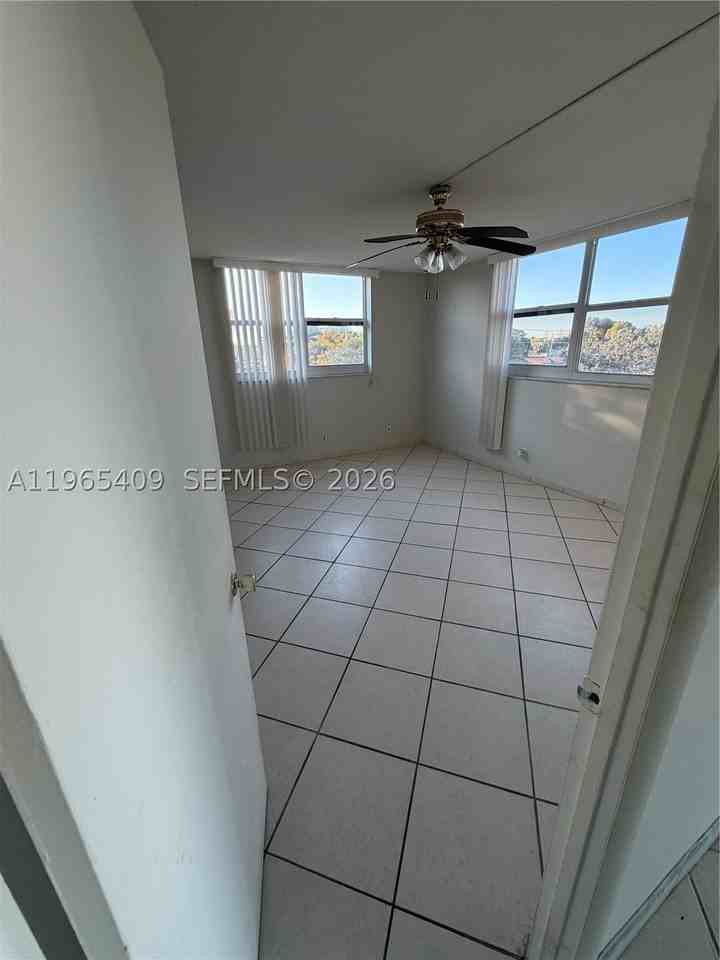 1830 Dixieanna St #406 - Photo 6 of 46