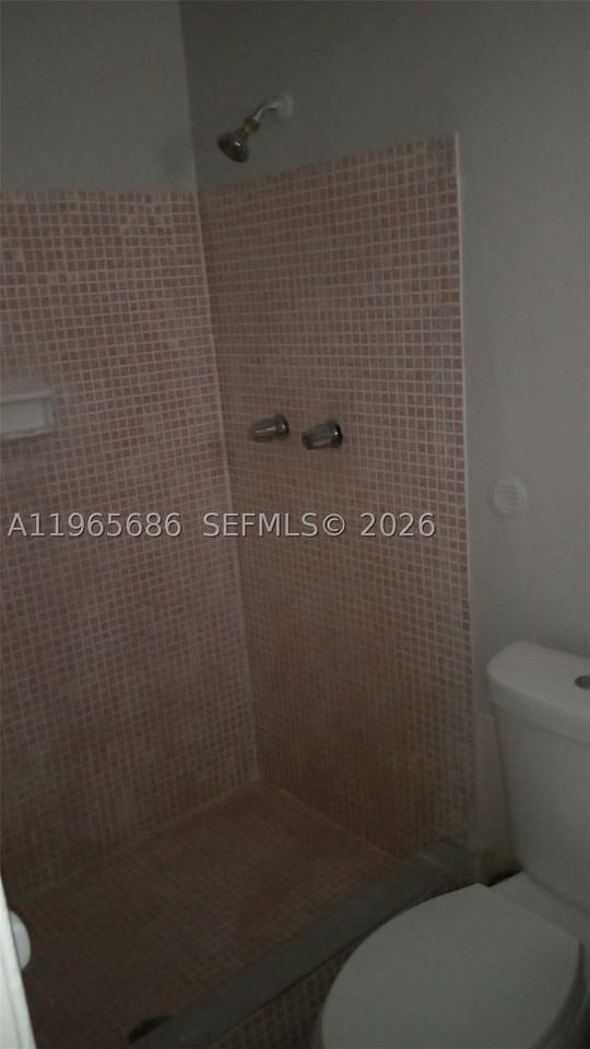 1855 Cleveland St #A - Photo 5 of 12
