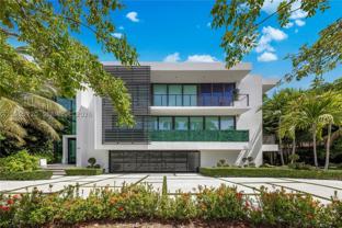 420 N Hibiscus Dr - Photo 1 of 1