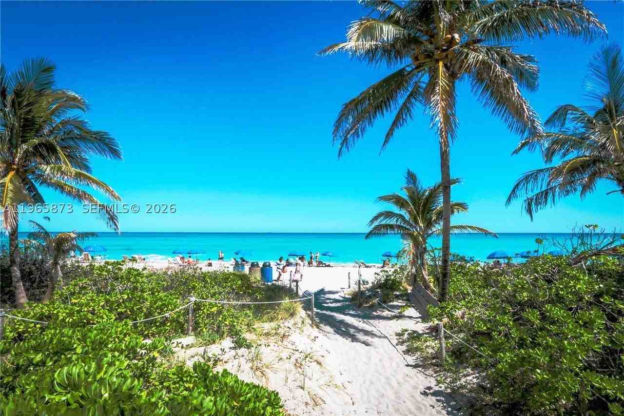 1980 S Ocean Dr #22G