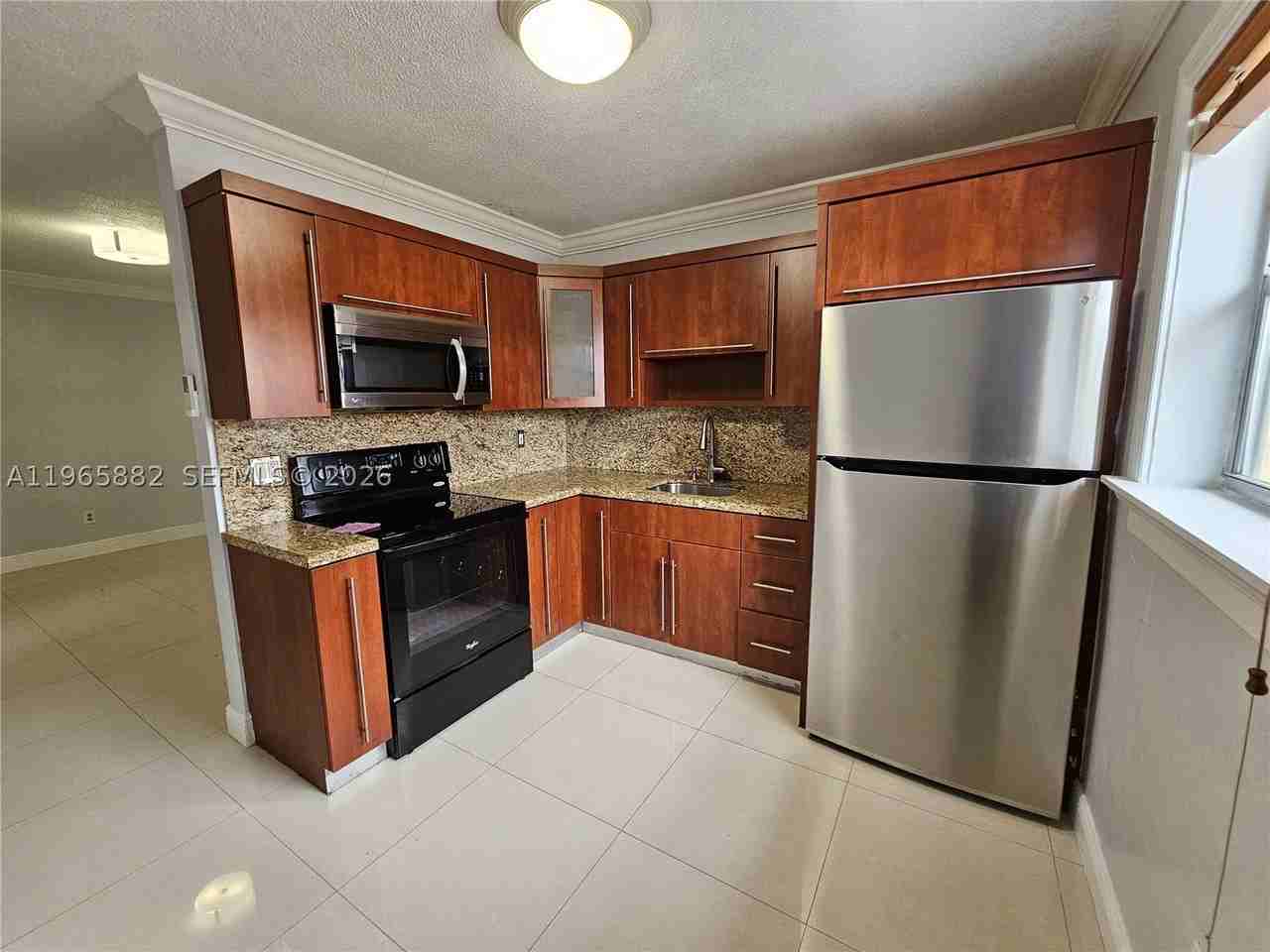 47 Nw 47th Ave #16