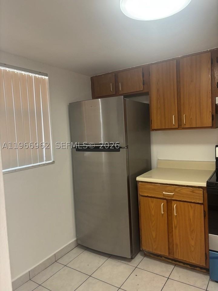 19715 Sw 114th Ave #352 - Photo 4 of 10