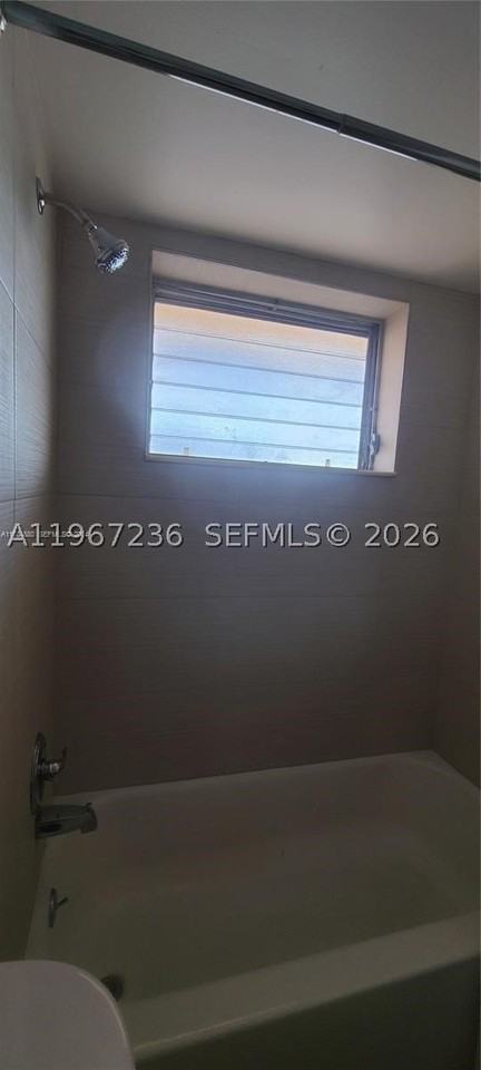1540 Ne 191st St #207 - Photo 7 of 20