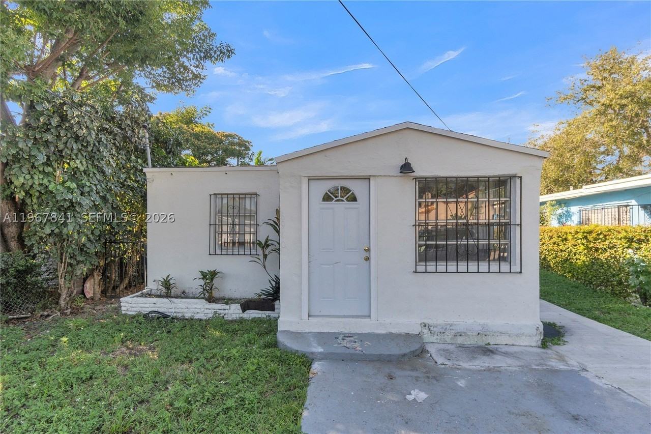 6940 Nw 6th Ct #2 - Photo 3 of 50
