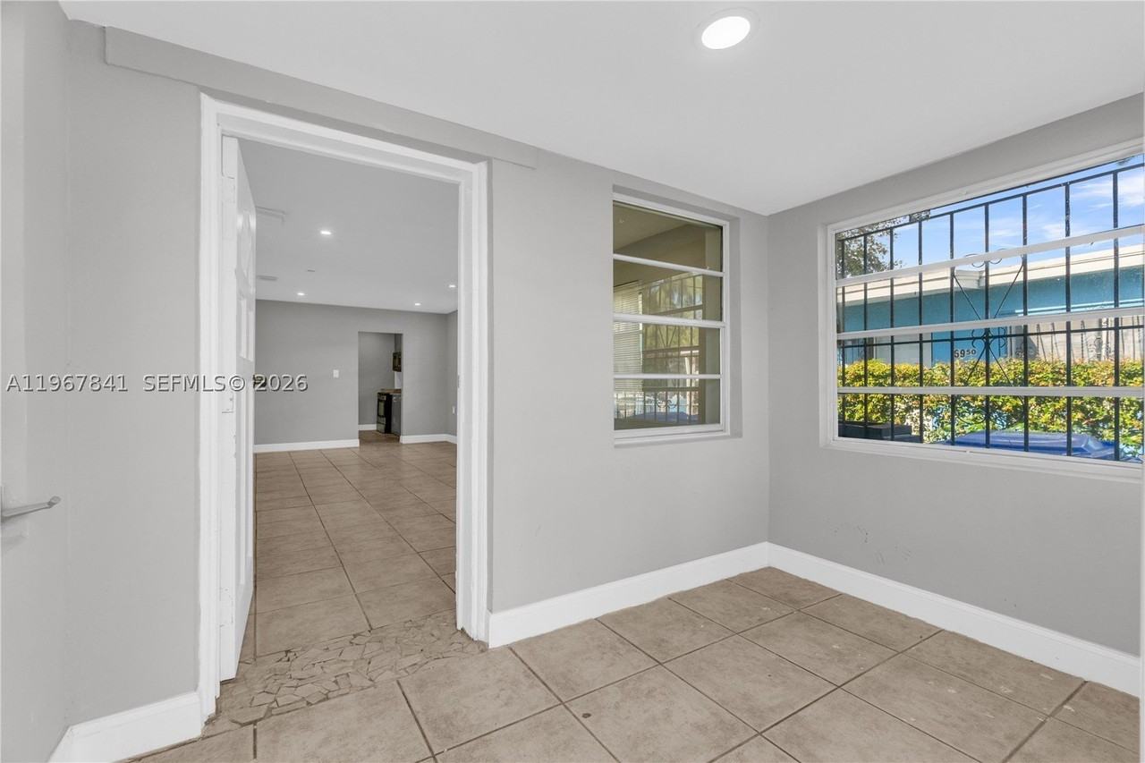 6940 Nw 6th Ct #2 - Photo 6 of 50