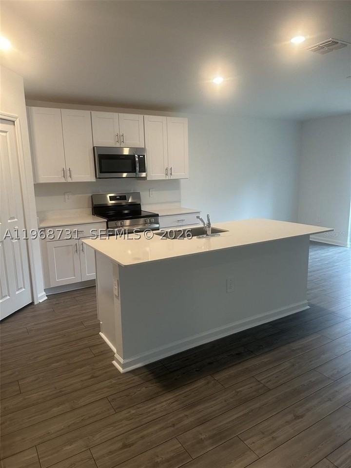 13110 Sw 89th St - Photo 2 of 8