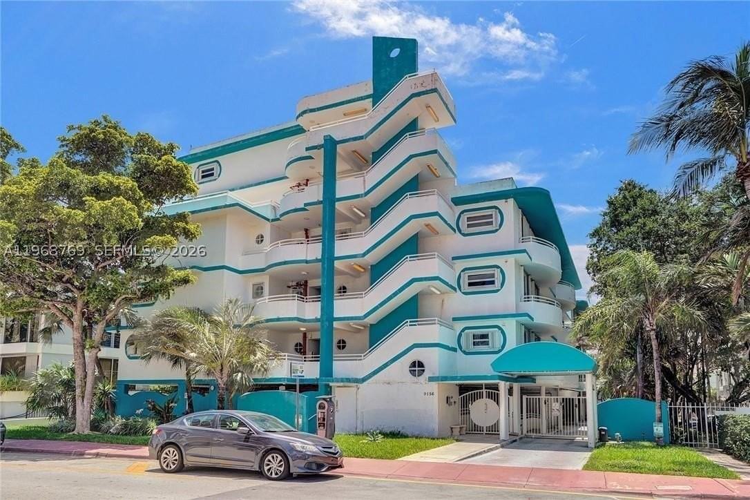 9156 Collins Ave #204