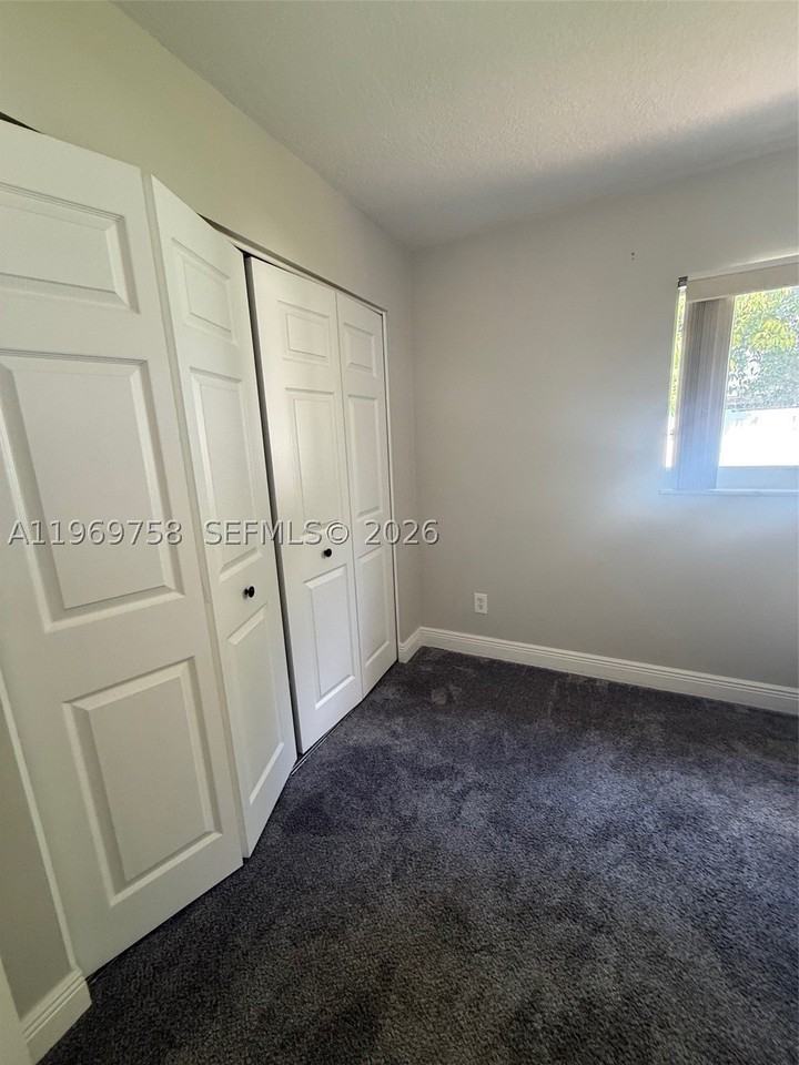 10403 Nw 80th Ct #10403 - Photo 3 of 5