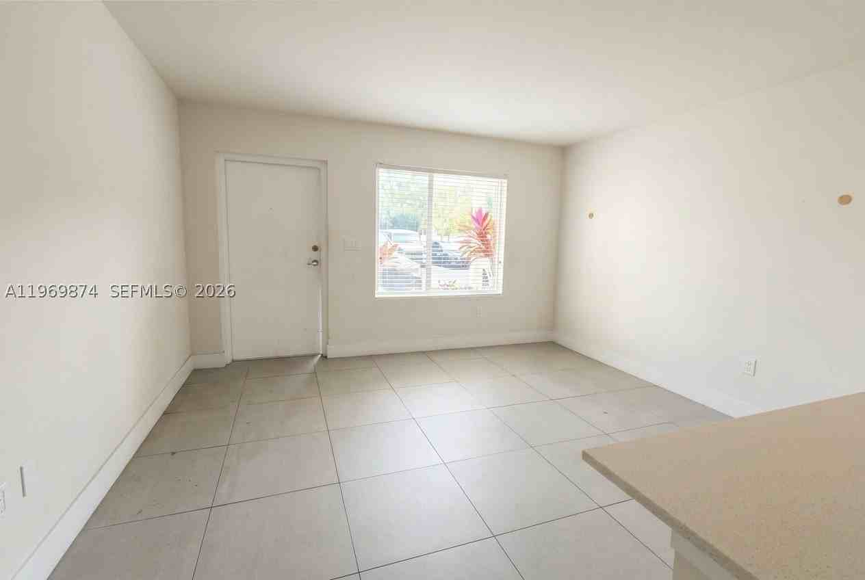 2535 Ne 193rd St #3104 - Photo 4 of 30