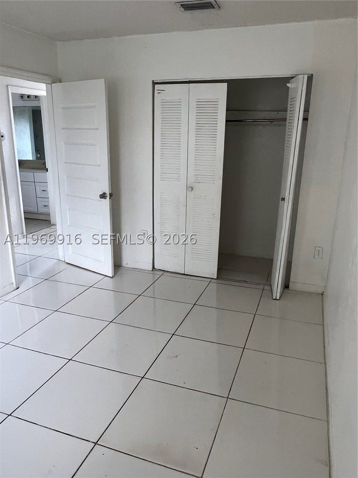 1679 Sunrise Blvd #1679 - Photo 7 of 12