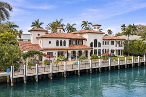 featured image of 628 Coral Way
