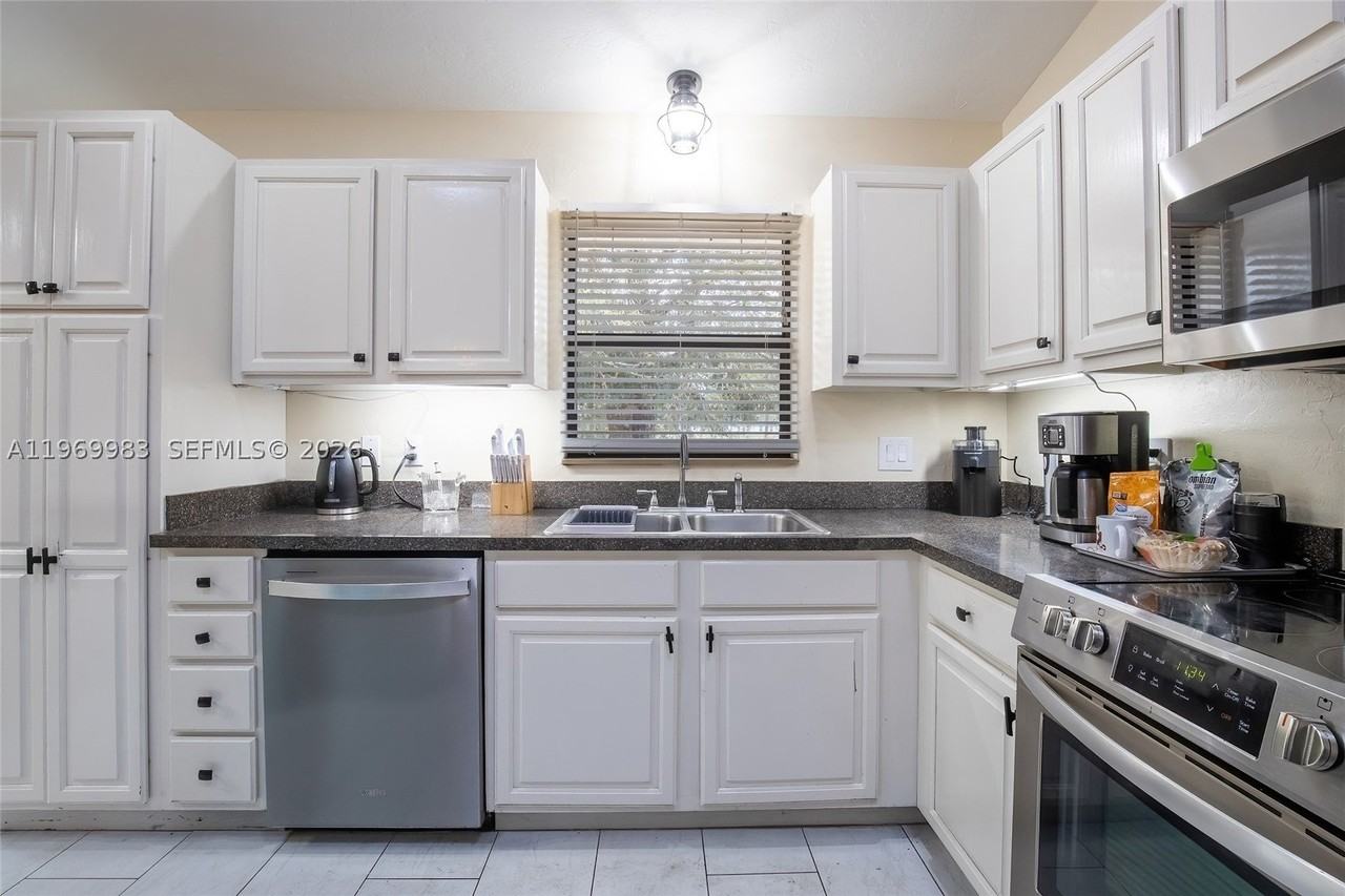36 Quail Roost Rd - Photo 4 of 50