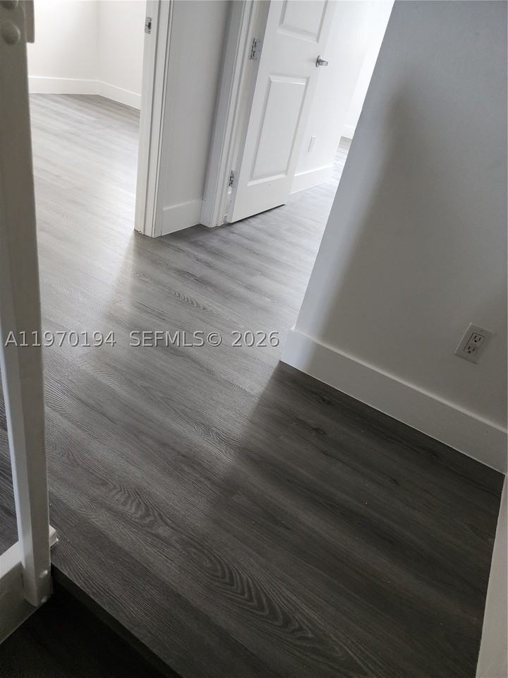 2615 Sw 81st Ter #2617 - Photo 3 of 12