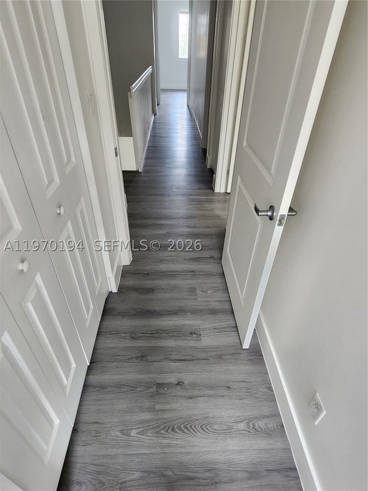 2615 Sw 81st Ter #2617 - Photo 6 of 12
