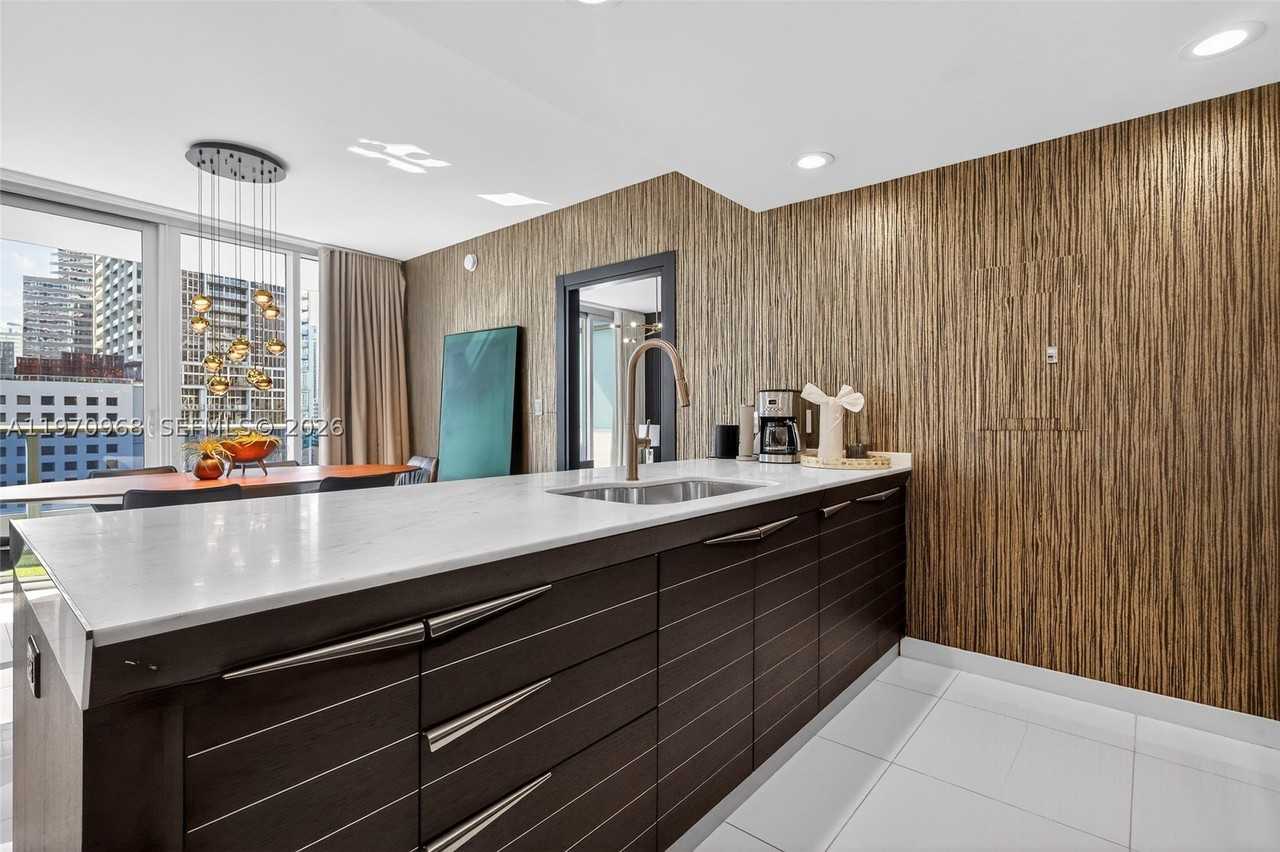 200 Biscayne Boulevard Way #1108 - Photo 7 of 38