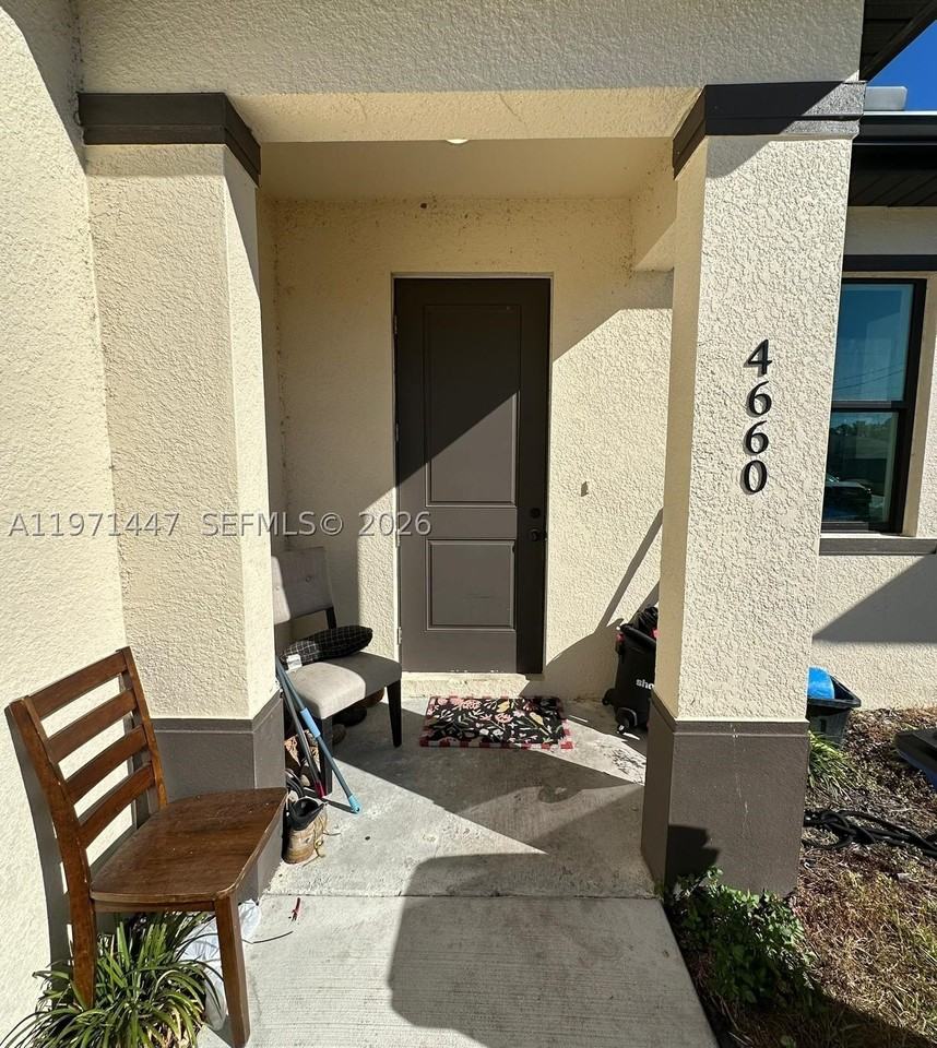 4662 26th St Sw #4662 - Photo 4 of 20