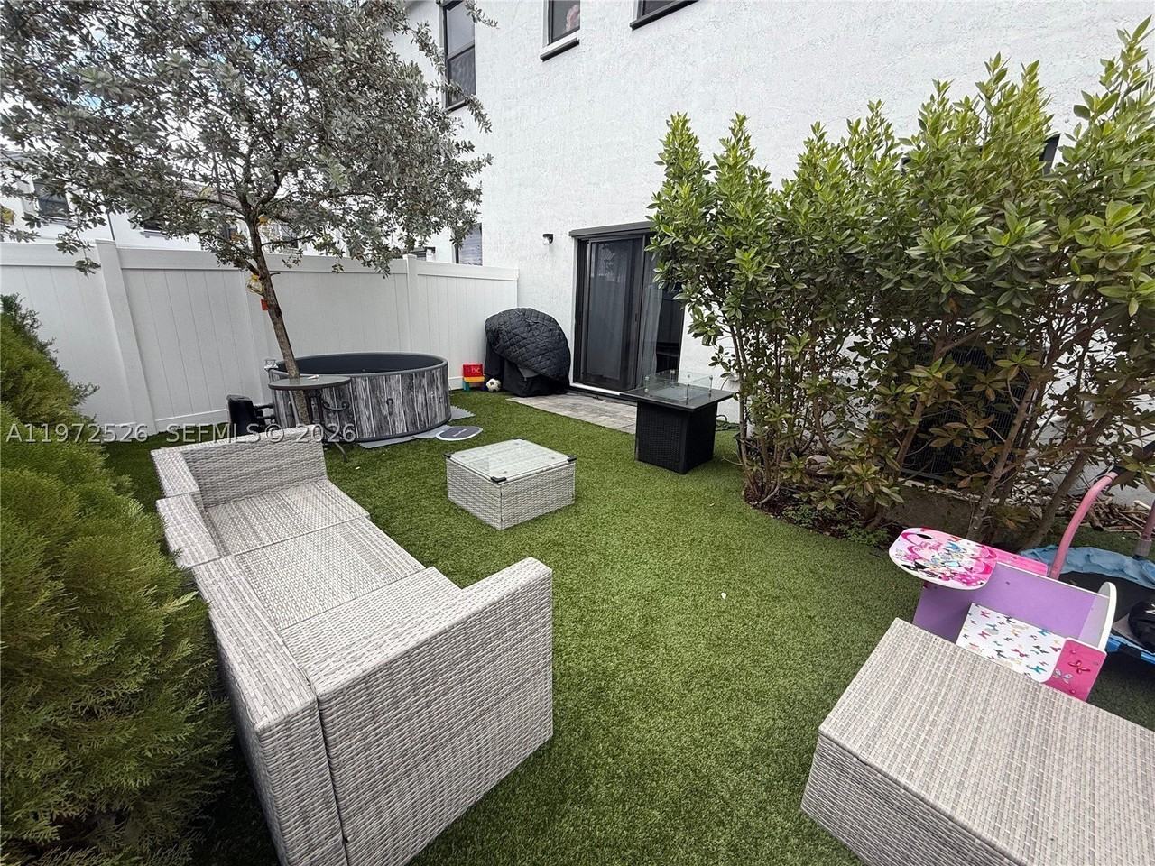 20378 Nw 6th Ave #20378 - Photo 6 of 13