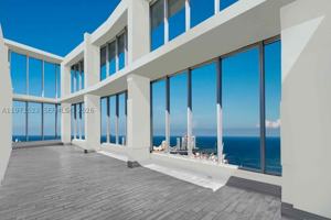 featured image of 465 Brickell Ave #5701