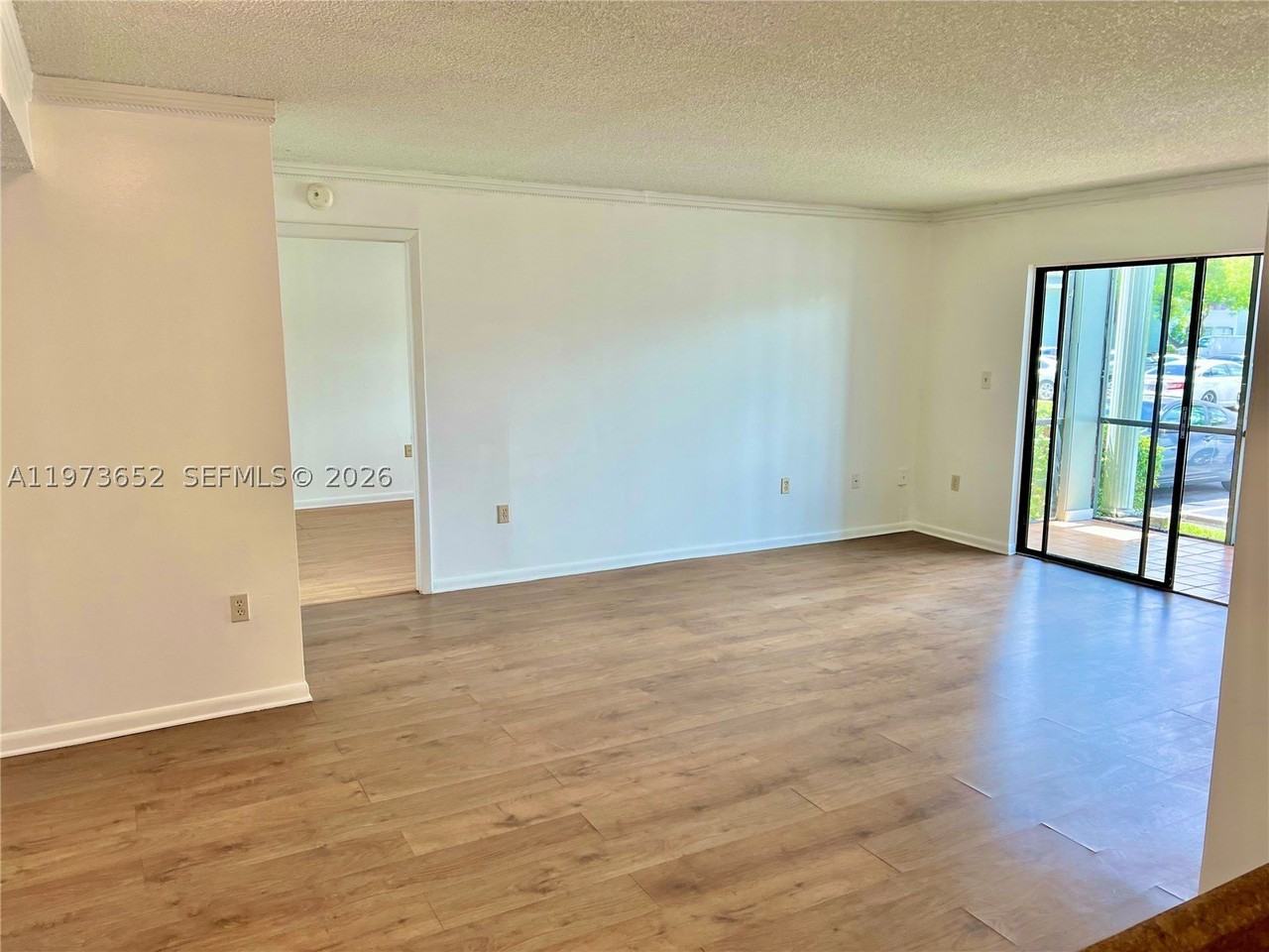 20761 Ne 4th Pl #104