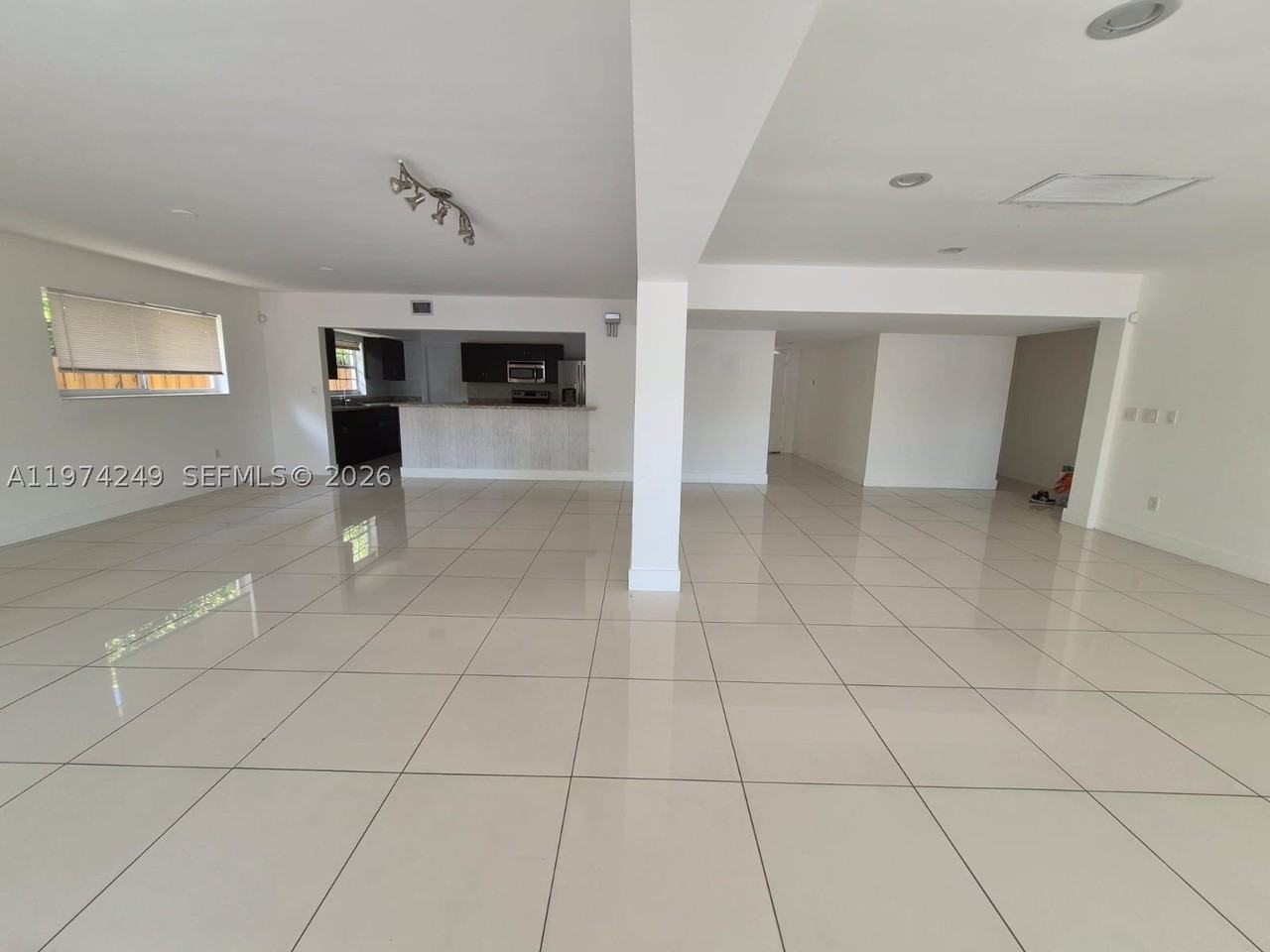 1240 Ne 83rd St #1240 - Photo 6 of 13