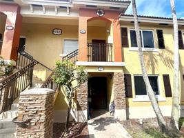 featured image of 930 Ne 33rd Ter #203