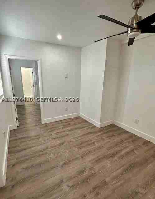 5180 Nw 14th Ave #B - Photo 6 of 15