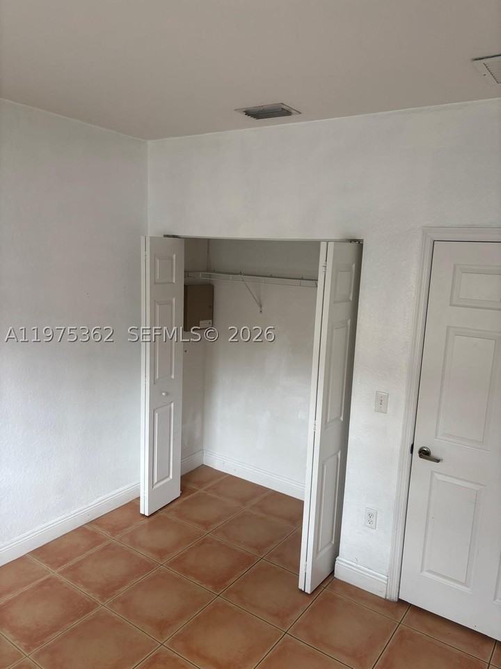 371 Ne 26th Ter #101 - Photo 6 of 10