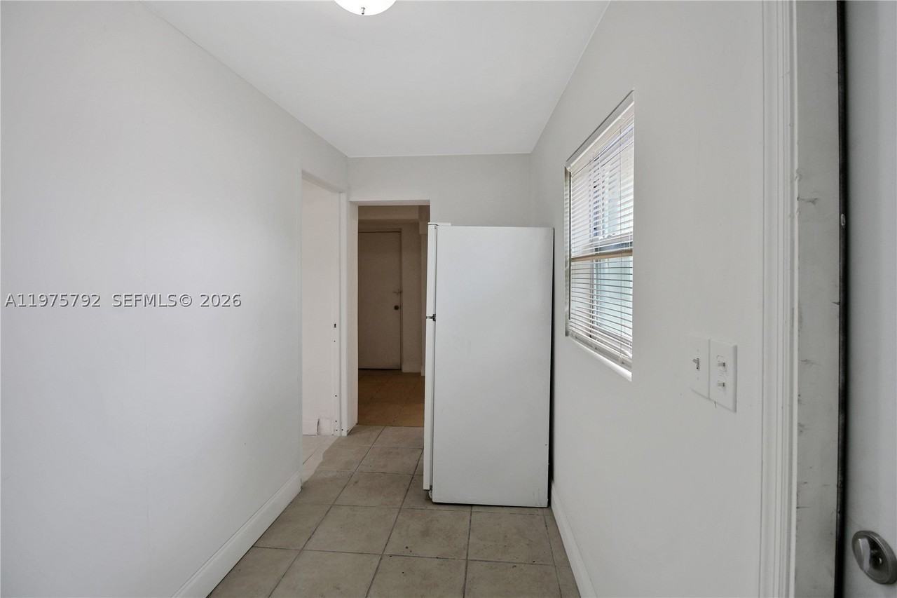 1160 W 26th Ct #D - Photo 2 of 13
