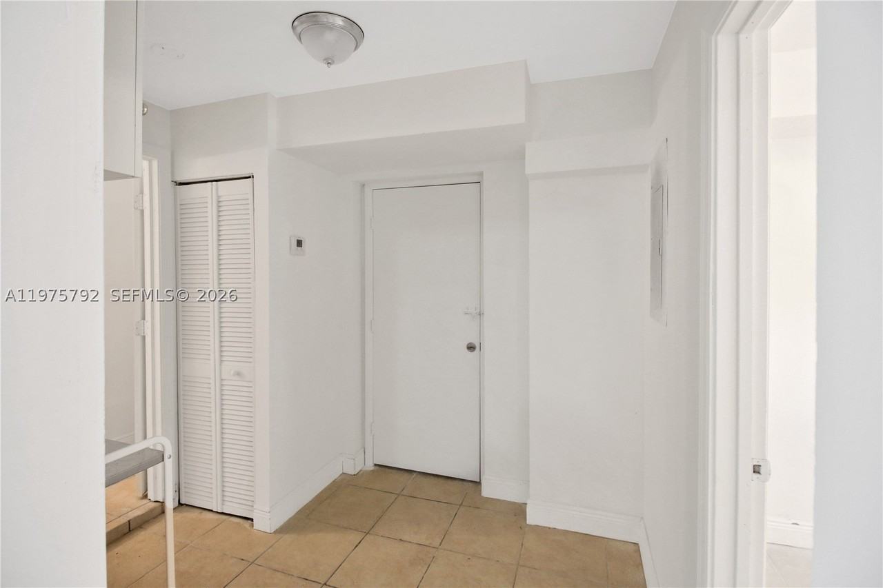 1160 W 26th Ct #D - Photo 7 of 13