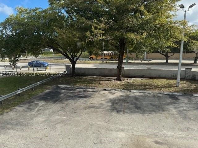 10353 N Kendall Dr #BB6 - Photo 5 of 14