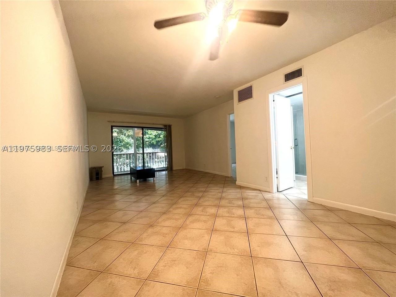 3115 Oakland Shores Dr #E208 - Photo 4 of 10
