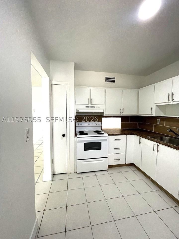 19255 Ne 2nd Ave #2224 - Photo 4 of 13